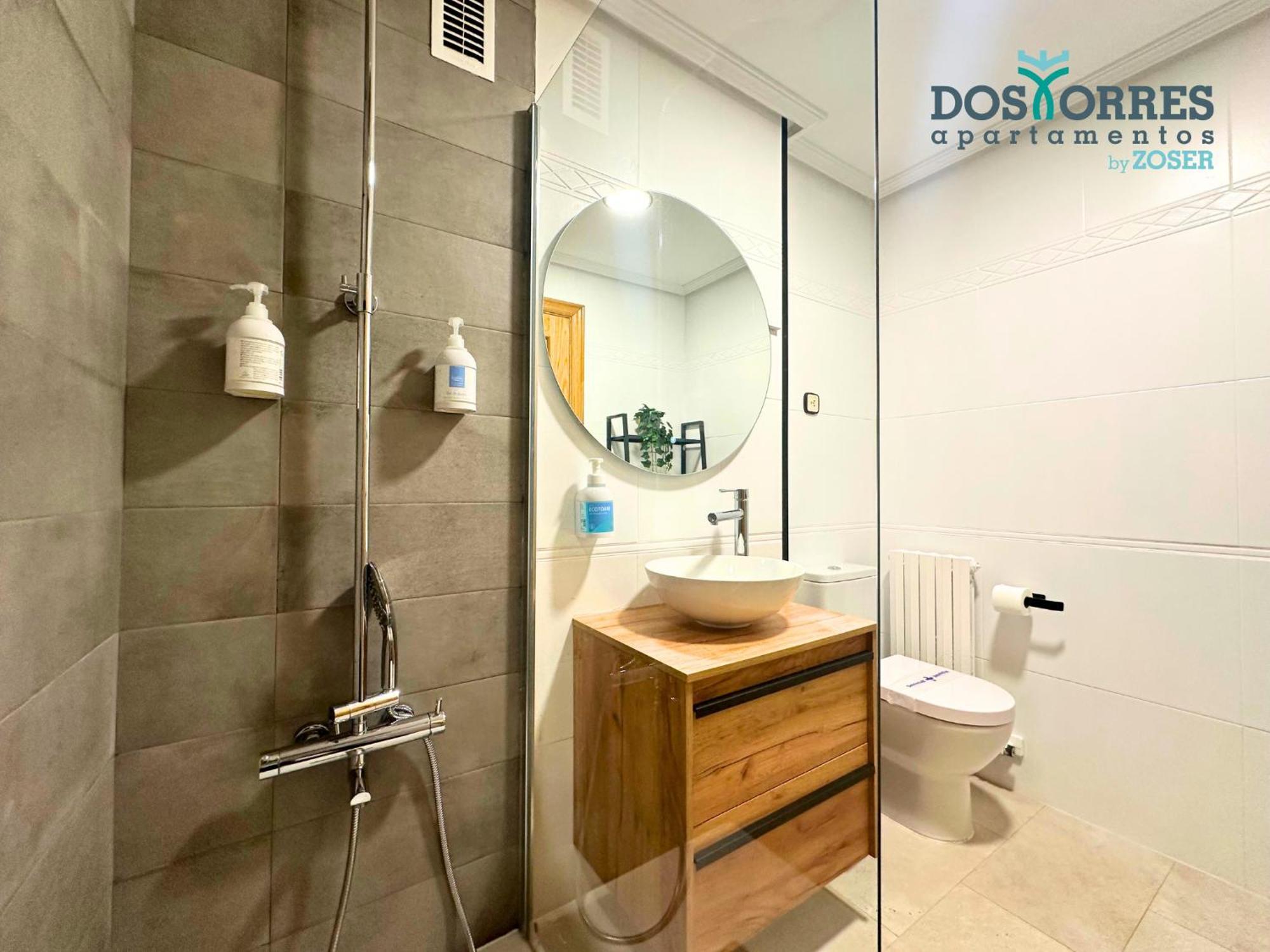 Dos Torres Santa Isabel - Estacionamiento Privado Gratuito Apartment Zaragoza Ngoại thất bức ảnh